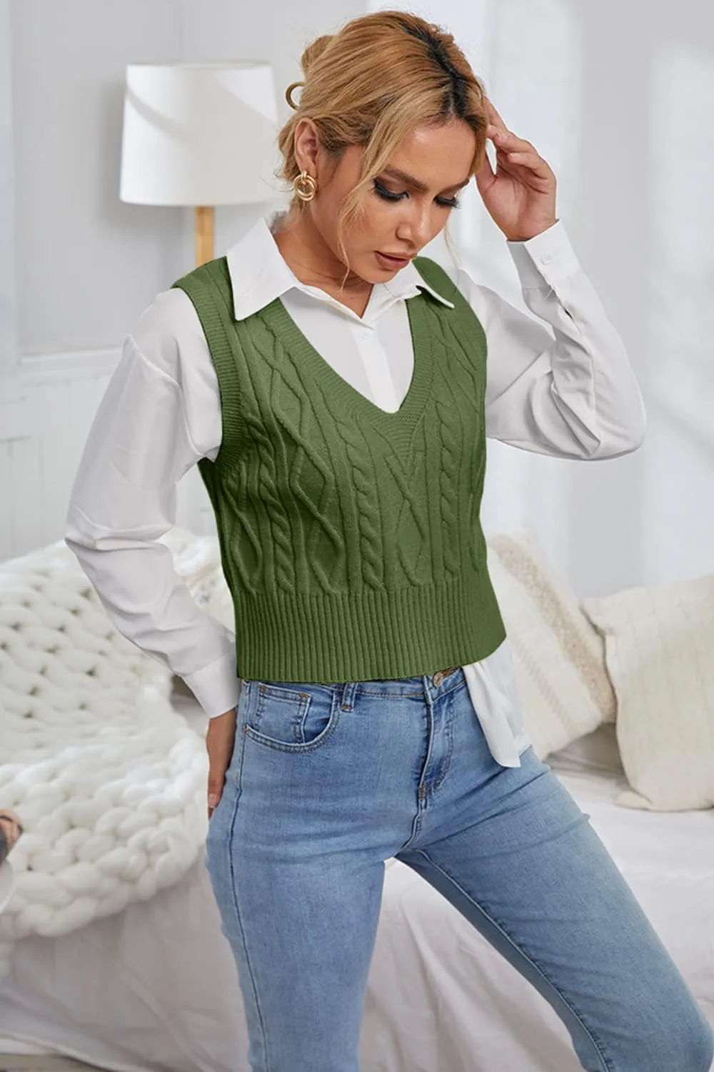 Aoysky Sweater Vest Women's V-Neck Sweater Tank Tops Pullover Cable Knit Vest Solid Color Sleeveless Loose Fit Sweater Top